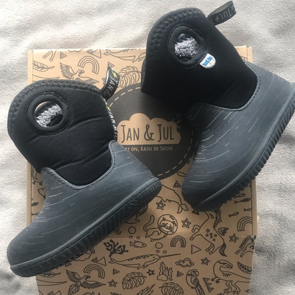 Jan and Jul waterproof pull-on toddler boots size 6 - Picture 5 of 5